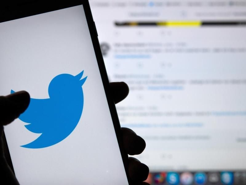 Hinter der beispiellosen Hacker-Attacke auf Twitter steckte nach Angaben der Staatsanwaltschaft offenbar ein 17-Jähriger. Foto: Monika Skolimowska/zb/dpa