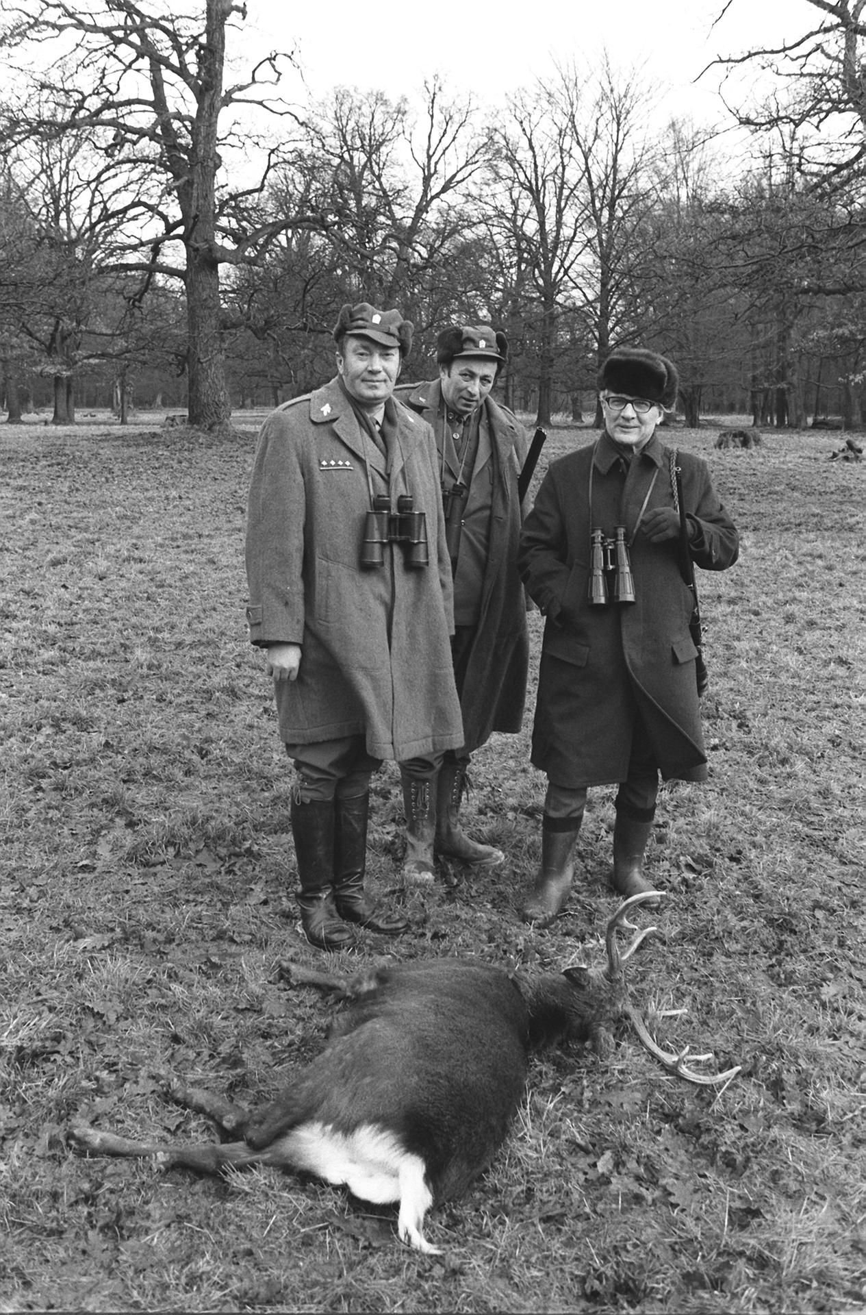 Schorfheide: Der frühere Staats- und Parteichef der DDR, Erich Honecker, nach einer Pirsch.