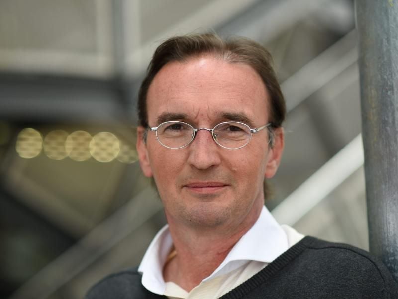 Gerhard Henschel hat einen „Überregionalkrimi” geschrieben. Foto: picture alliance / dpa
