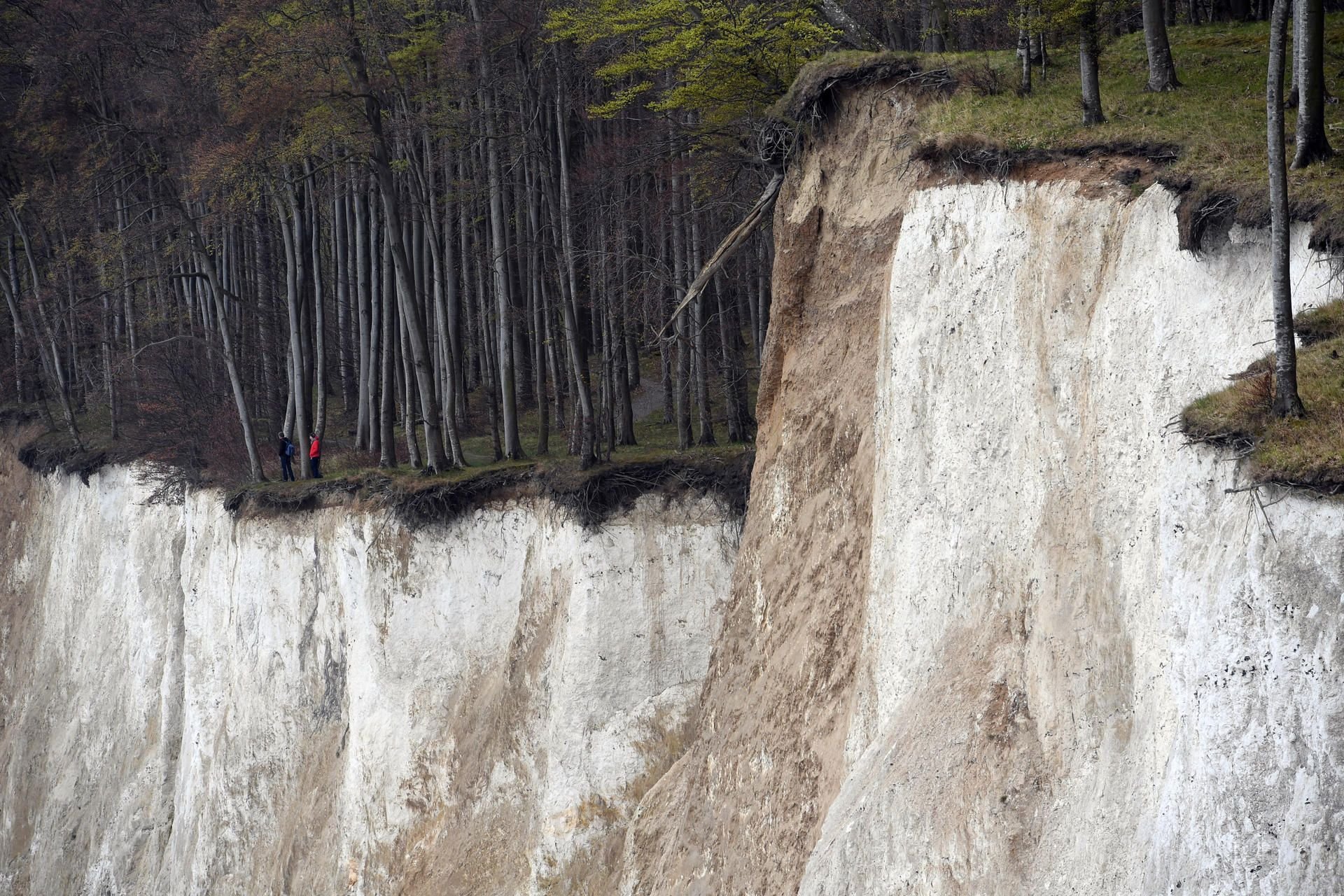 Von einem Kreidefelsen auf der Ostseeinsel Rügen stürzte die junge Touristin in den Tod.