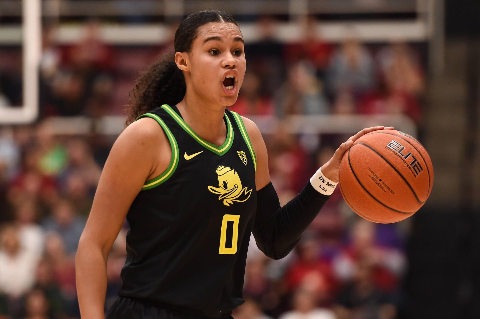 Satou Sabally, hier im Trikot der Oregon Ducks, ist Deutschlands größtes Basketball-Talent.