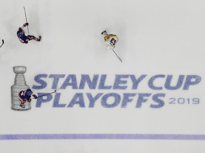 Die New York Islanders besiegten die Pittsburgh Penguins mit 3:1. Foto: Julio Cortez/AP/dpa