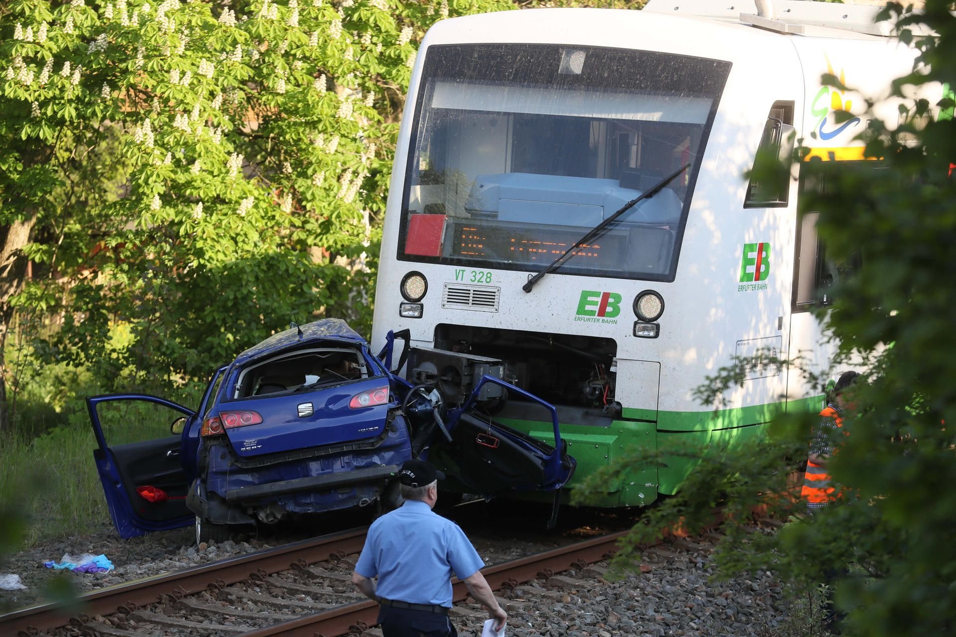 Bei dem Zusammenprall von Regionalbahn und Auto bei Zeulenroda sind zwei Frauen getötet worden.