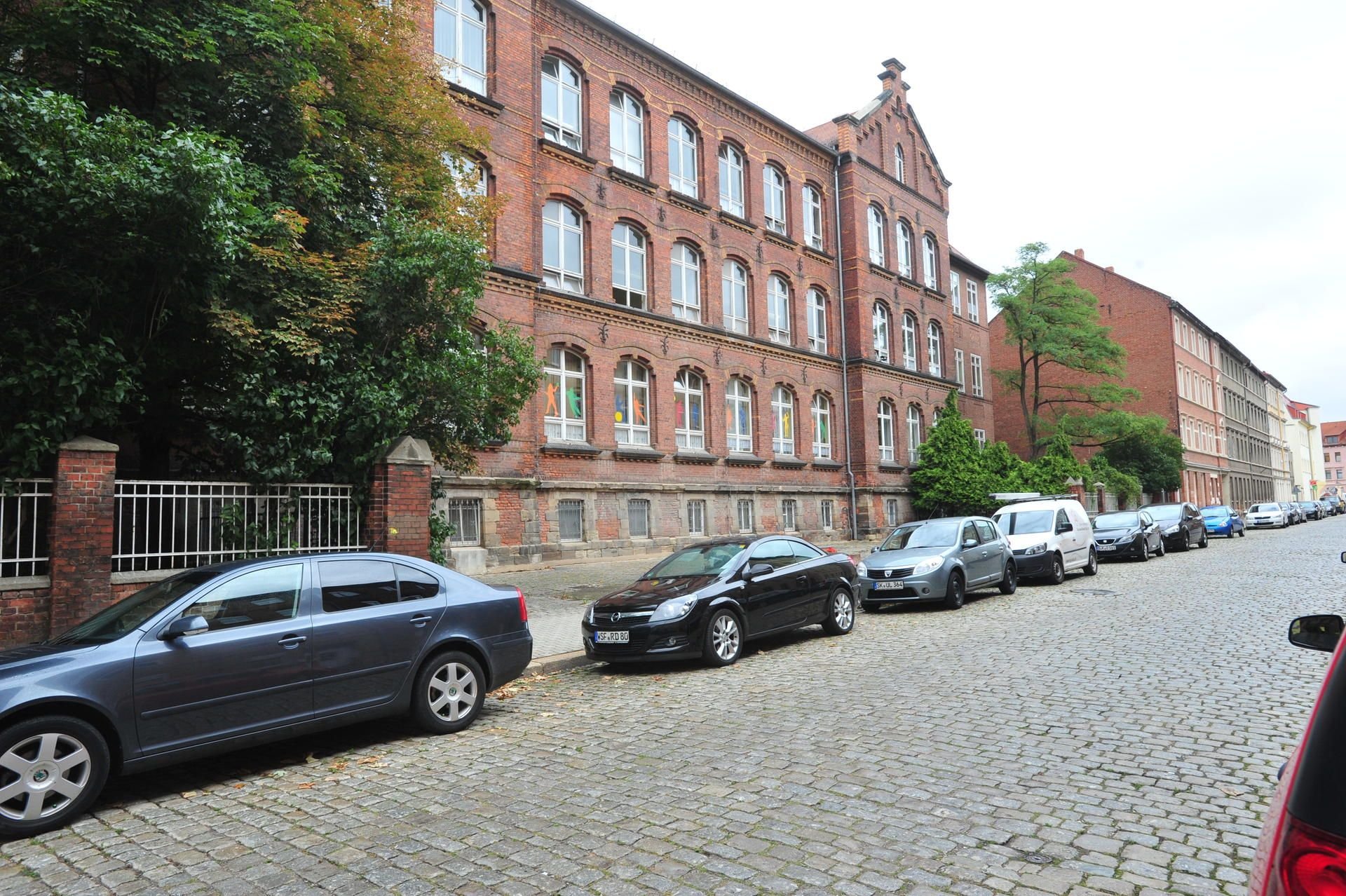 Die Neustadtschule in Weißenfels. (Archivfoto)
