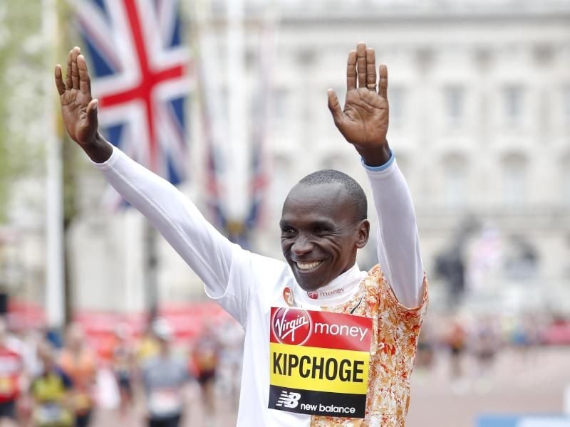 Eliud Kipchoge hatte zuletzt den London-Marathon gewonnen. Foto: Alastair Grant/AP/dpa
