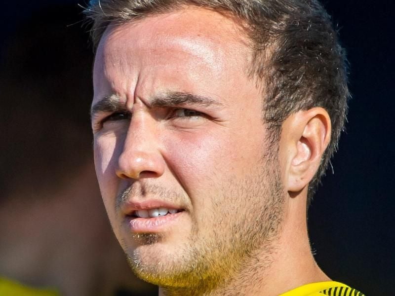 Wird mit dem Verdienstorden des Landes Nordrhein-Westfalen ausgezeichnet: Mario Götze. Foto: David Inderlied/dpa