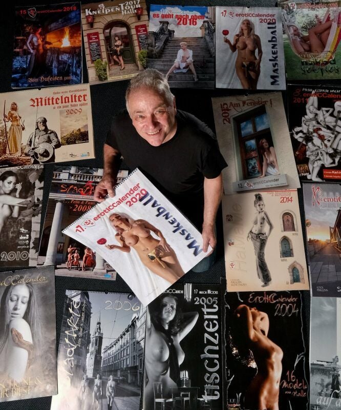 Alljährlich bringt Fotograf Peru John einen Aktkalender heraus.