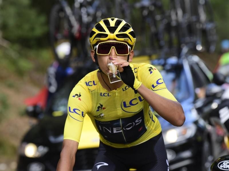 Titelverteidiger bei der Tour de France: Der Kolumbianer Egan Bernal. Foto: Pool Peter De Voecht/BELGA/dpa