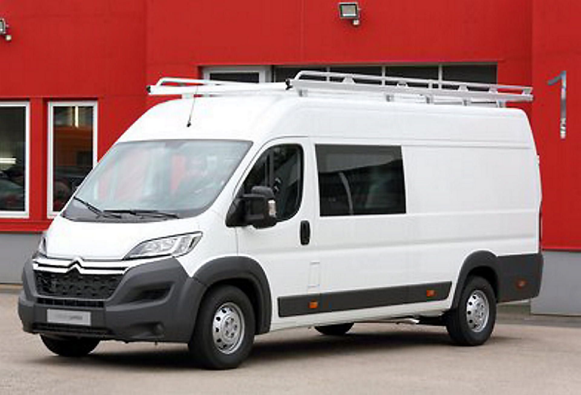 Modell eines Citroen Jumper.