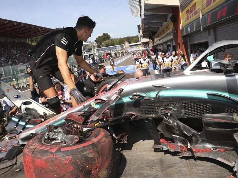 Der Mercedes von Lewis Hamilton nach dessen Unfall in Spa. Foto: Francisco Seco/AP