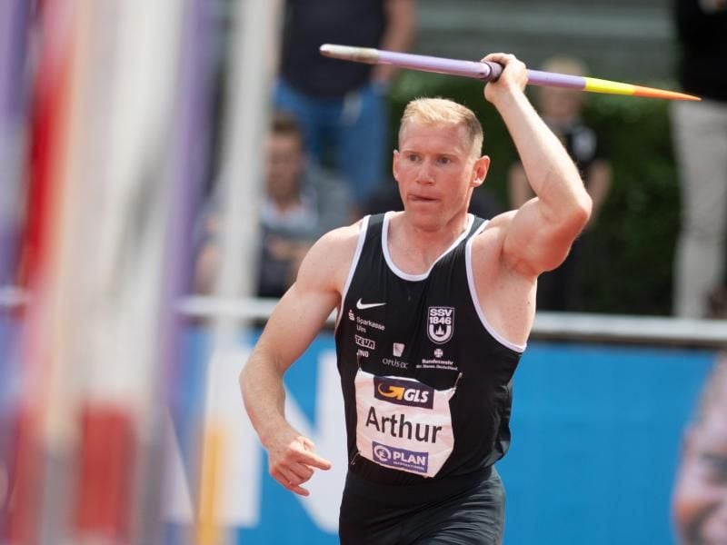Zehnkämpfer Arthur Abele beim Speerwerfen. Foto: Bernd Thissen