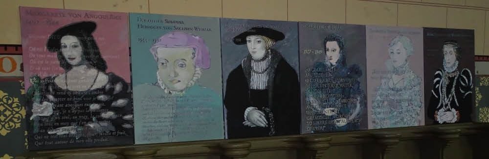 Starke Frauen der Reformation, gemalt von Peter Appelt und zur Vernissage dargestellt von Prettinerinnen (unten)
