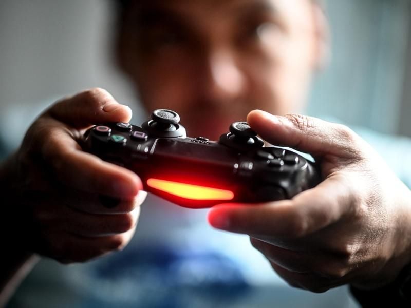 Die bayerische Landesregierung hat es sich zum Ziel gesetzt, den E-Sport im Freistaat zu fördern. Foto: Britta Pedersen/dpa-Zentralbild/dpa