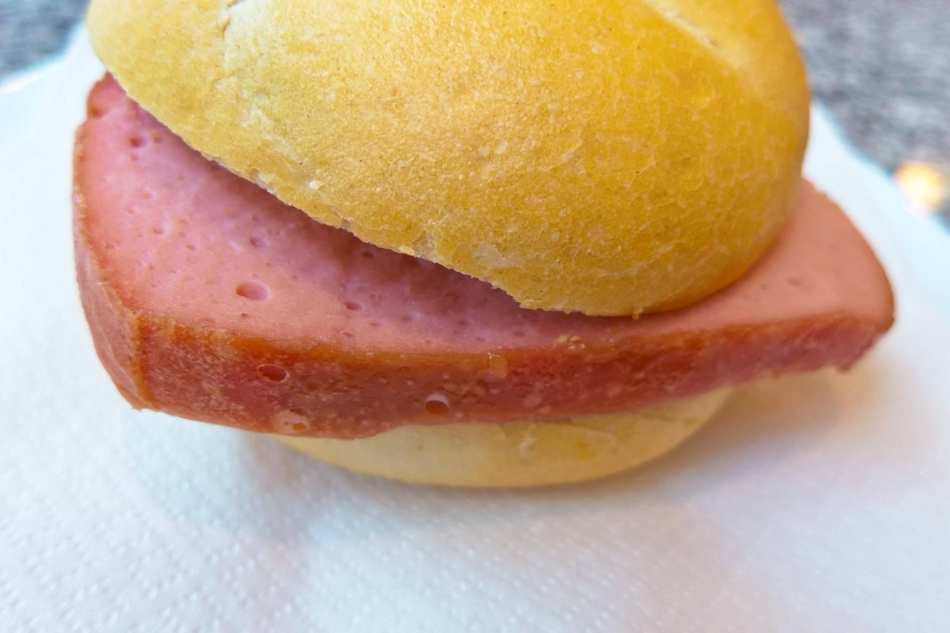 Der Fleischkäse kostete – das Aufschneiden auch.