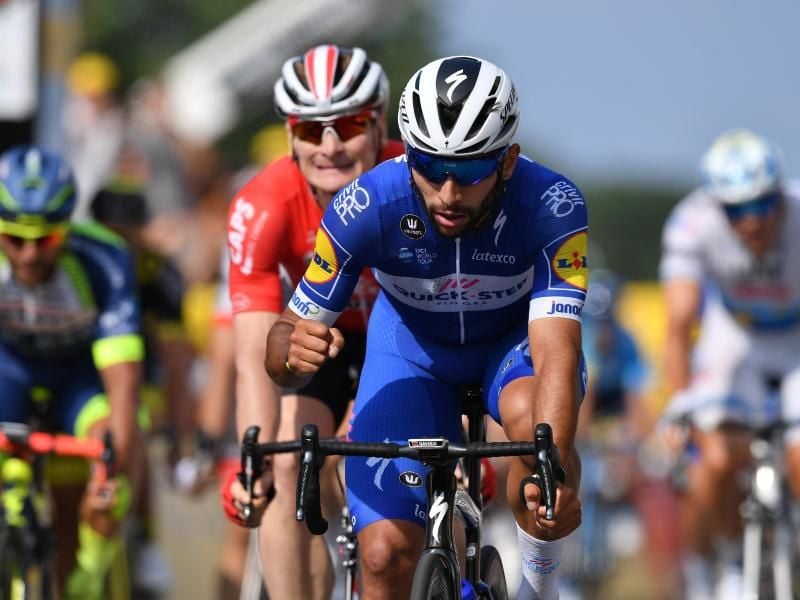 Fernando Gaviria (M.) feierte seinen zweiten Etappensieg bei der diesjährigen Tour de France. Foto: Yorick Jansens/BELGA