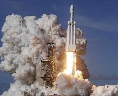 Start von „Falcon Heavy“