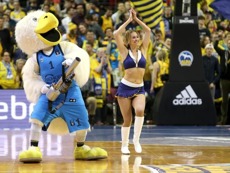 Sind bald Geschichte: Cheerleader bei den Bundesliga-Heimspielen von Alba Berlin. Foto: Andreas Gora
