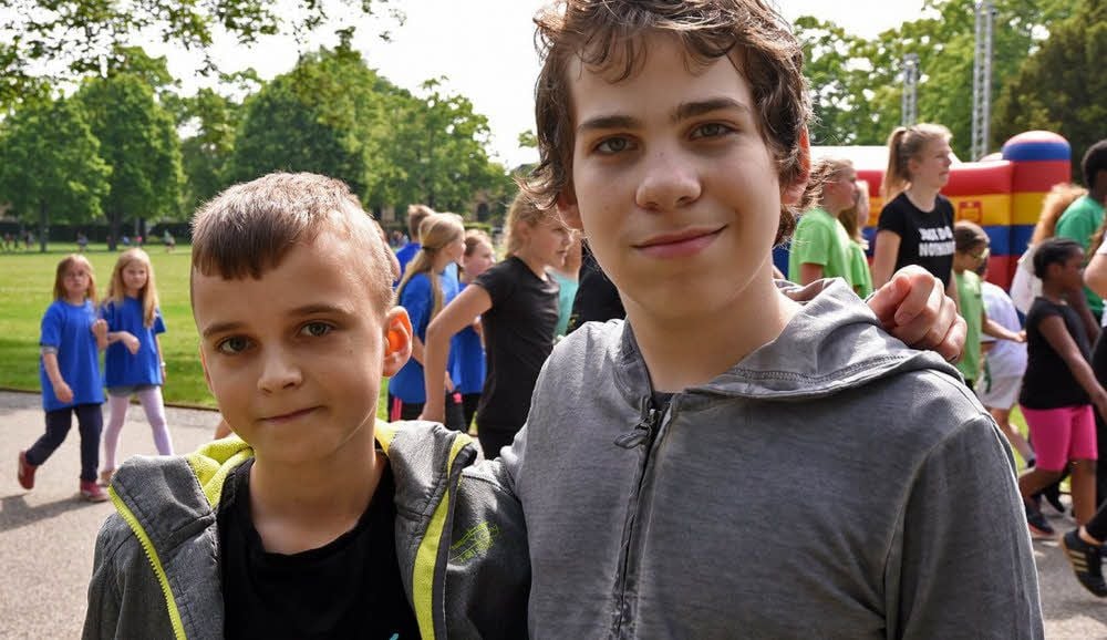 Taylor Baatz (links) und Eric Sebon hatten Spaß am Spendenlauf - auch wenn Eric Sport eigentlich nicht mag.