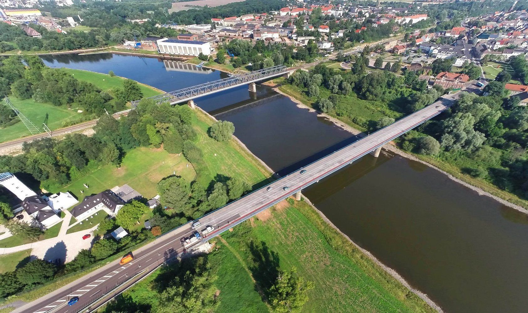 Die Elbebrücke zwischen Dessau und Roßlau