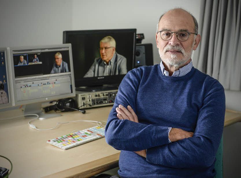 Bei dem Medienwissenschaftler Gerhard Lampe laufen die Fäden für das Filmprojekt zusammen.