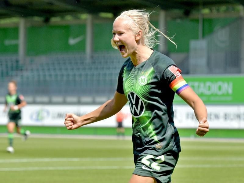 Steht vor einem Wechsel nach England: Pernille Harder. Foto: Hauke-Christian Dittrich/dpa