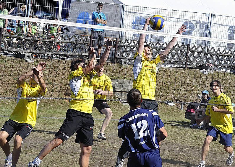 Beim 29. Volleyball-Turnier der VSG „Fläming“ Nudersdorf gehen am Sonnabend insgesamt 15 Mannschaften an den Start.