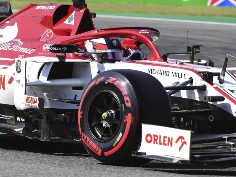 Kimi Räikkönen fährt derzeit für das Team Alfa Romeo in der Formel 1. Foto: Jennifer Lorenzini/Pool Reuters/AP/dpa
