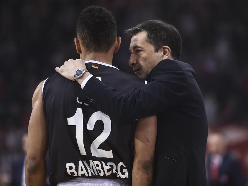 Bambergs Trainer Luca Banchi hat das Team wieder auf Kurs gebracht. Foto: Angelos Tzortzinis