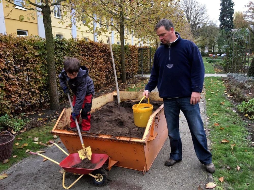 Steffen Ammes kleiner Sohn Johannes hilft seit Jahren.