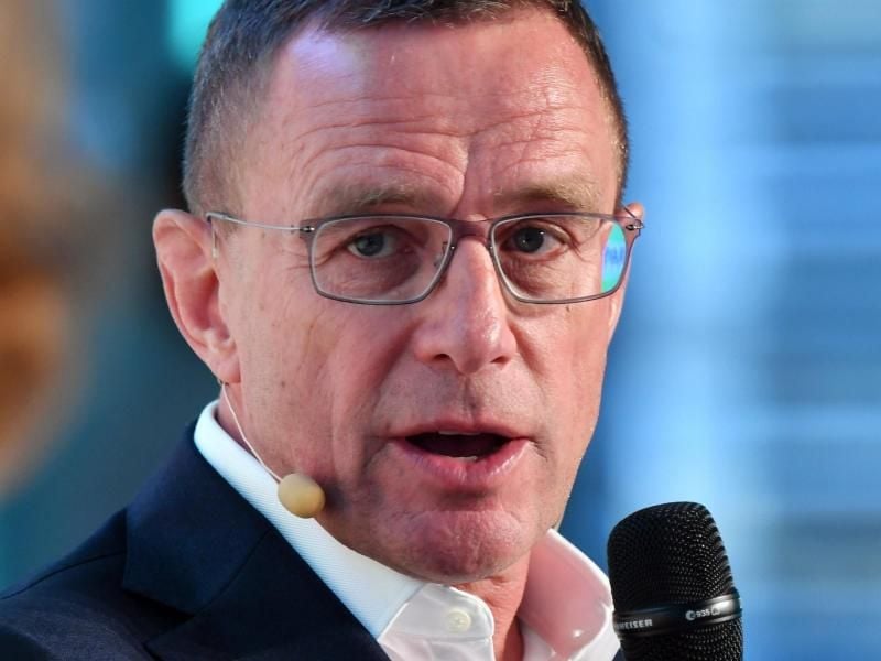 Ralf Rangnick sprach mit seinen ehemaligen Spielern bei RB Leipzig. Foto: Martin Schutt/zb/dpa
