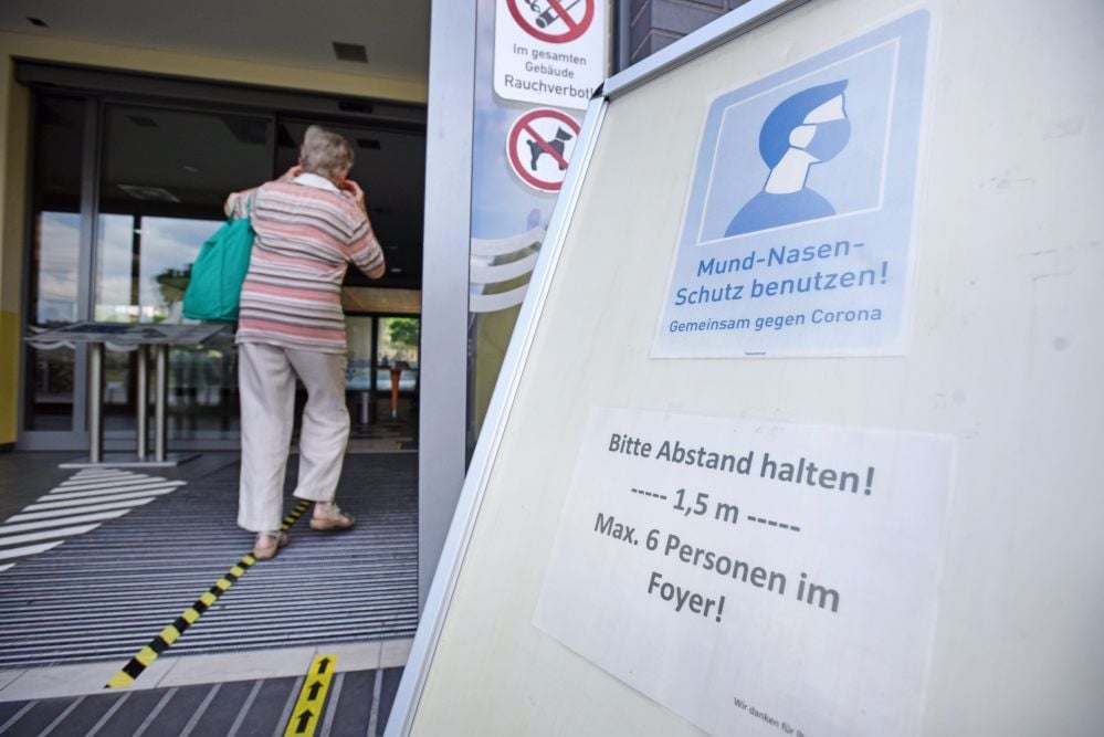 Zur Nutzung des Sportbades gelten weiterhin besondere Regeln.