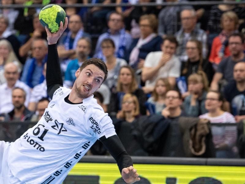 Hendrik Pekeler war mit sieben Treffern bester Werfer für den THW Kiel beim KS Azoty-Pulawy. Foto: Sebastian Gollnow/dpa