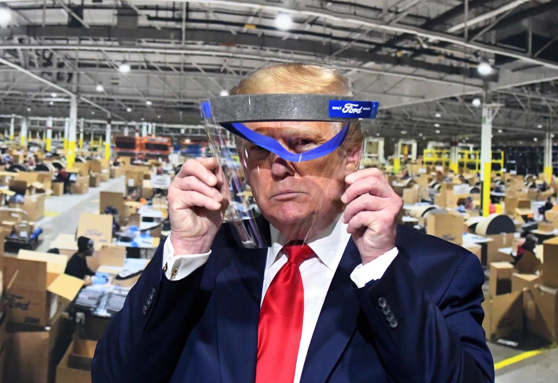 Donald Trump bei seinem Besuch in einem Ford-Werk im US-Bundesstaat Michigan.