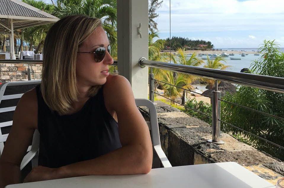 Idylle am Meer: Cindy Roleder im Hotel am Strand von Flic en Flac auf Mauritius