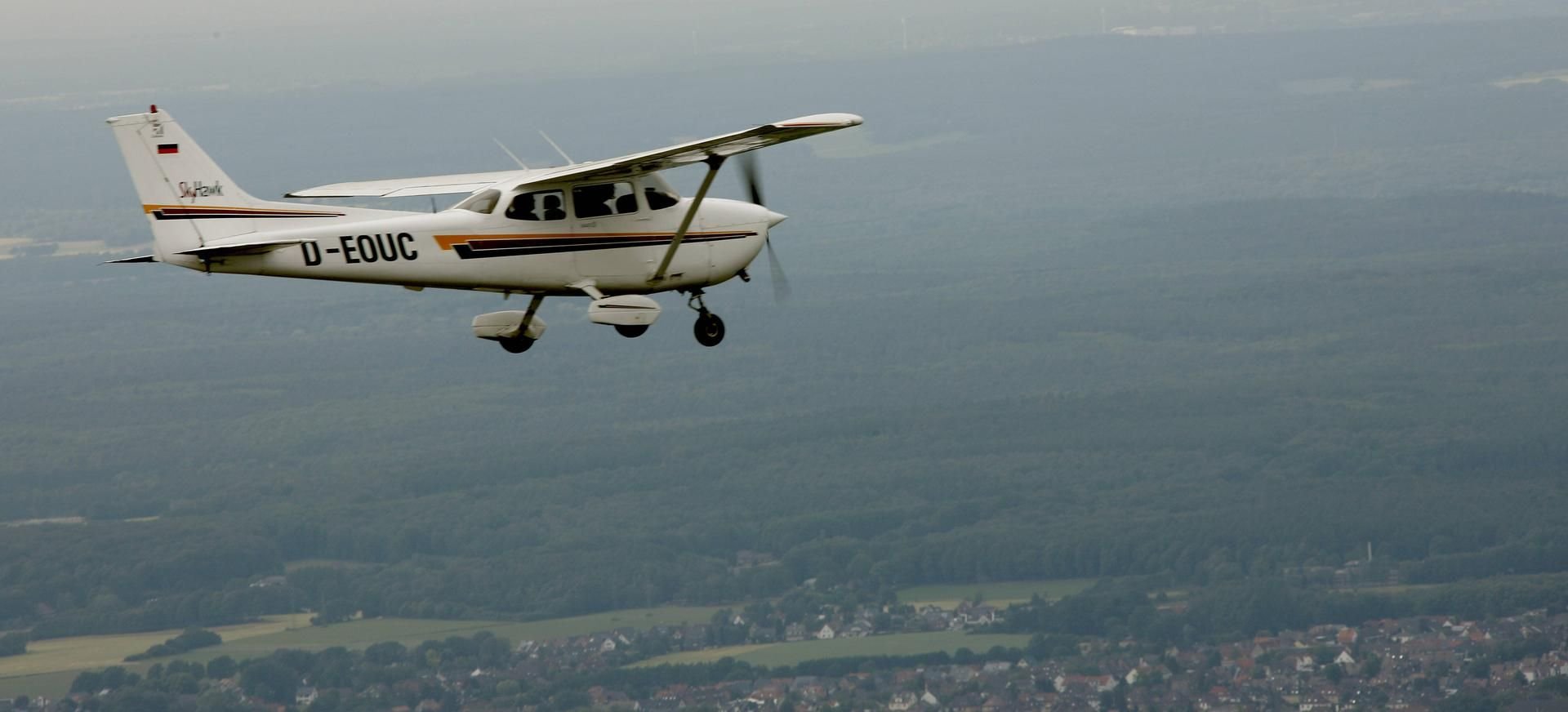 In Allstedt musste am Freitag eine Cessna notlanden. Dabei wurden vier Menschen teils schwer verletzt. (Symbolfoto)