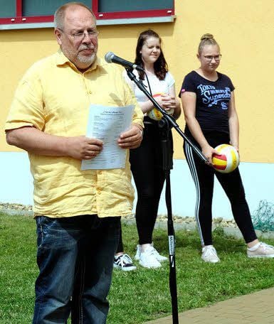Direktor Thomas Felber eröffnet den „Tag der offenen Tür“.