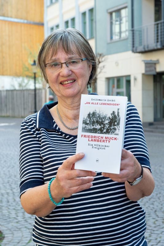 Die Naumburgerin Heidemarie Hecht hat ein Buch über Friedrich Muck-Lamberty geschrieben.