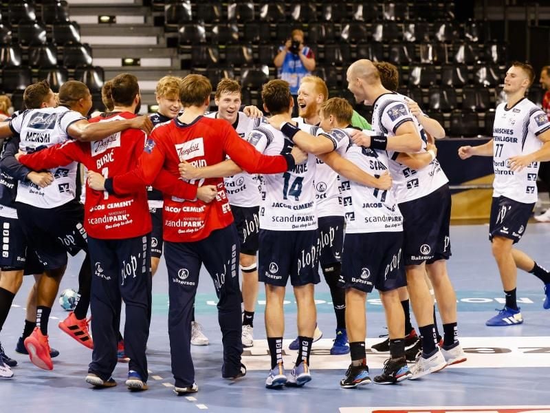 Die SG Flensburg-Handewitt bleibt in der Handball-Bundesliga auf Kurs. Foto: Frank Molter/dpa