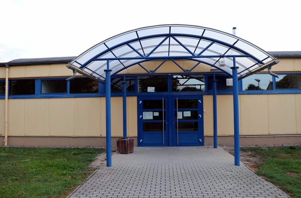 Die Türen der Turnhalle in Prettin sind erst einmal abgeschlossen.