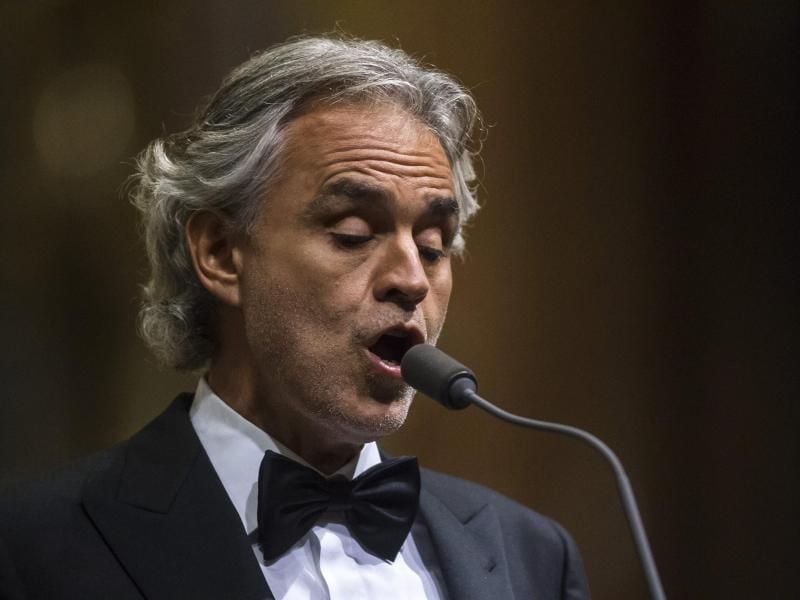 Andrea Bocelli feiert seinen 60. Geburtstag. Foto: Zsolt Szigetvary/EPA