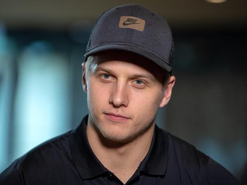 Steht vor einem Wechsel zu den Edmonton Oilers: Dominik Kahun. Foto: Monika Skolimowska/zb/dpa