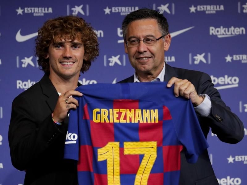 Antoine Griezmann erhält beim FC Barcelona die Nummer 17. Foto: Emilio Morenatti/AP