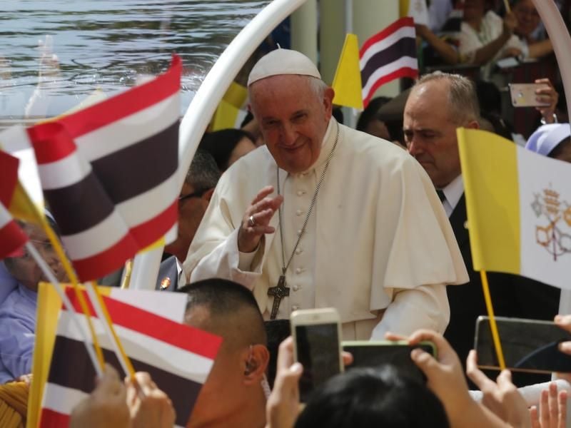 Papst Franziskus ist zu einem viertägigen Besuch in Thailand. Foto: Chaiwat Subprasom/SOPA Images via ZUMA Wire/dpa