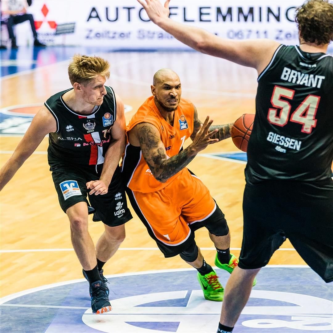 Sergio Kerusch on Fire.