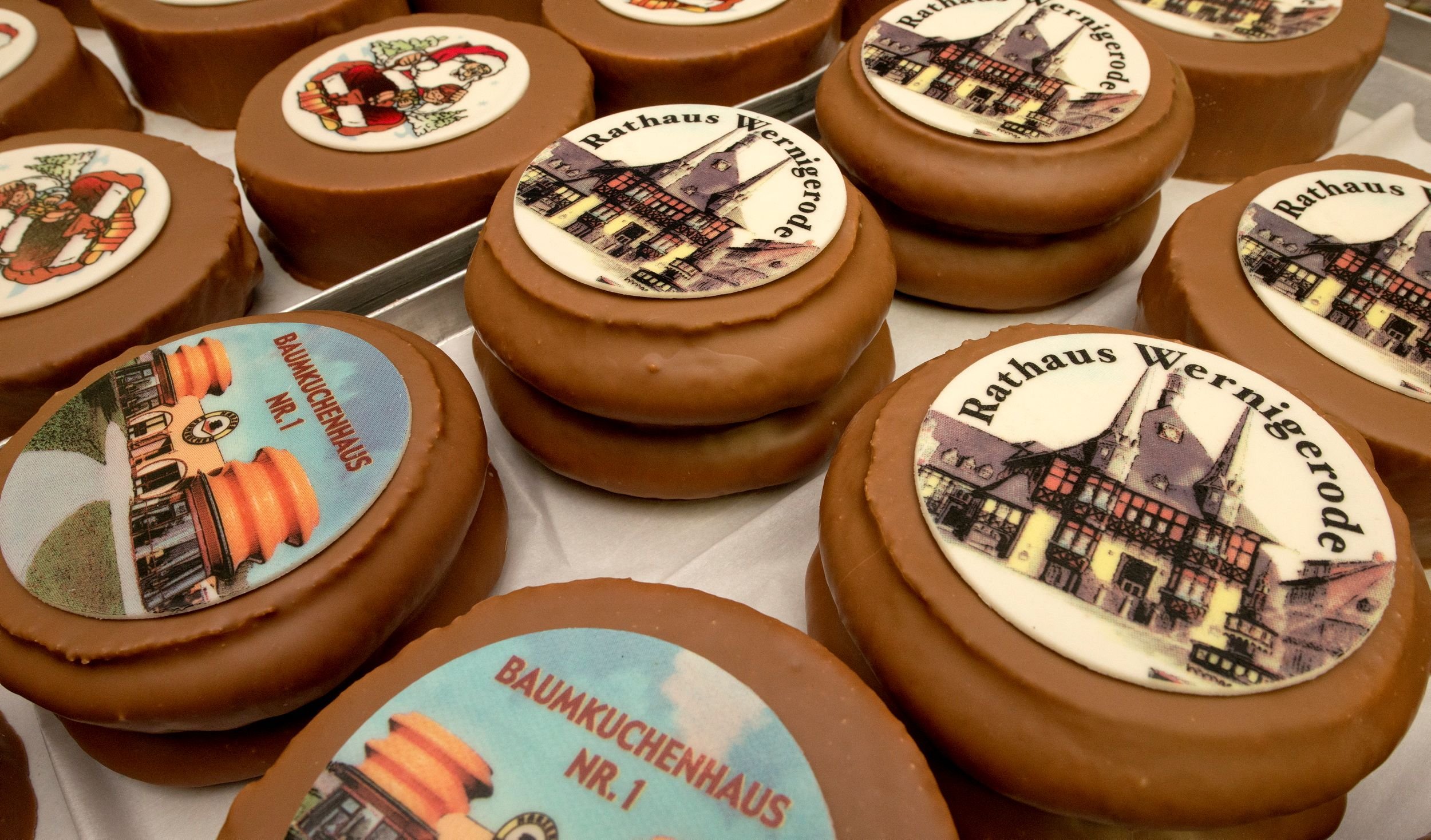 Harzer Baumkuchen aus Wernigerode mit Obladen-Bildern