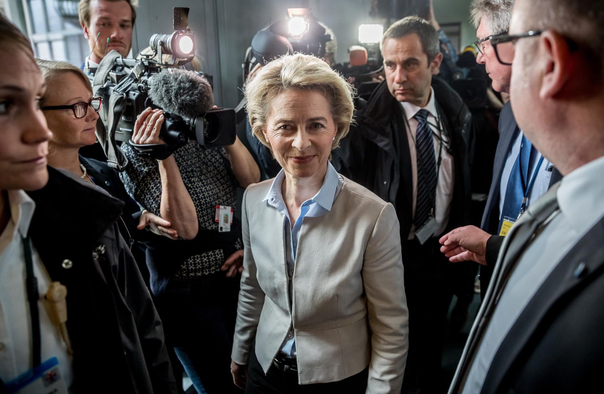 Die Skandale um die Bundeswehr bringen Verteidigungsministerin Ursula von der Leyen immer wieder ins Rampenlicht. Nun will sie Reformen für die Truppe.