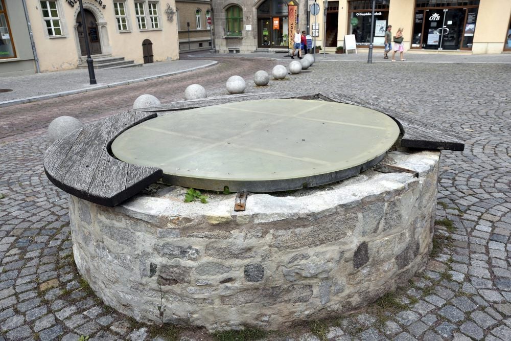 Brunnen auf dem Köthener Holzmarkt