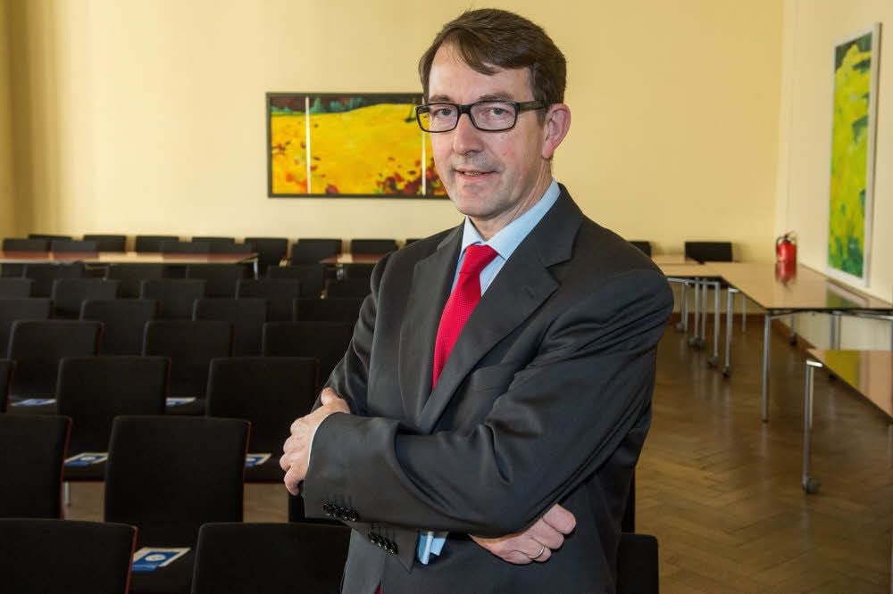 Die Obergrenze sei meist politische Schaumschlägerei, sagt Winfried Kluth.