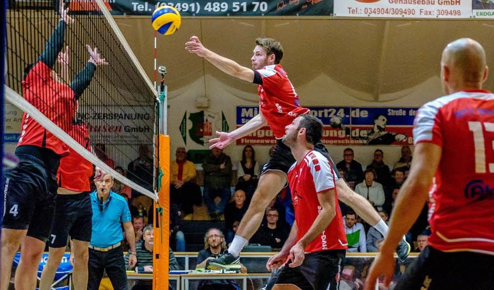 Ab Sonnabend greifen die Regionalliga-Volleyballer des MTV Wittenberg wieder in der Staffel Nordost an. Zu Gast in der Stadthalle ist ab 18 Uhr der USV Potsdam. Die Schützlinge von Trainer Ulf Jonas wollen vor heimischem Publikum als Gewinner vom Parkett gehen.