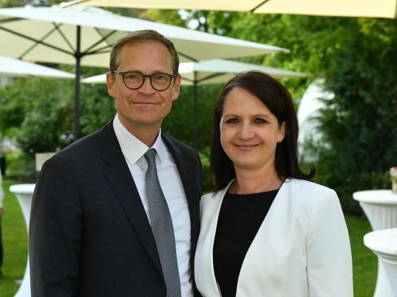 Michael Müller und seine Frau Claudia gehen künftig getrennte Wege. Foto: Jens Kalaene